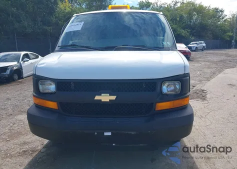 2016 Chevrolet Express 2500 Work Van z USA, uszkodzony, nr VIN 1GCWGAFF3G1235603